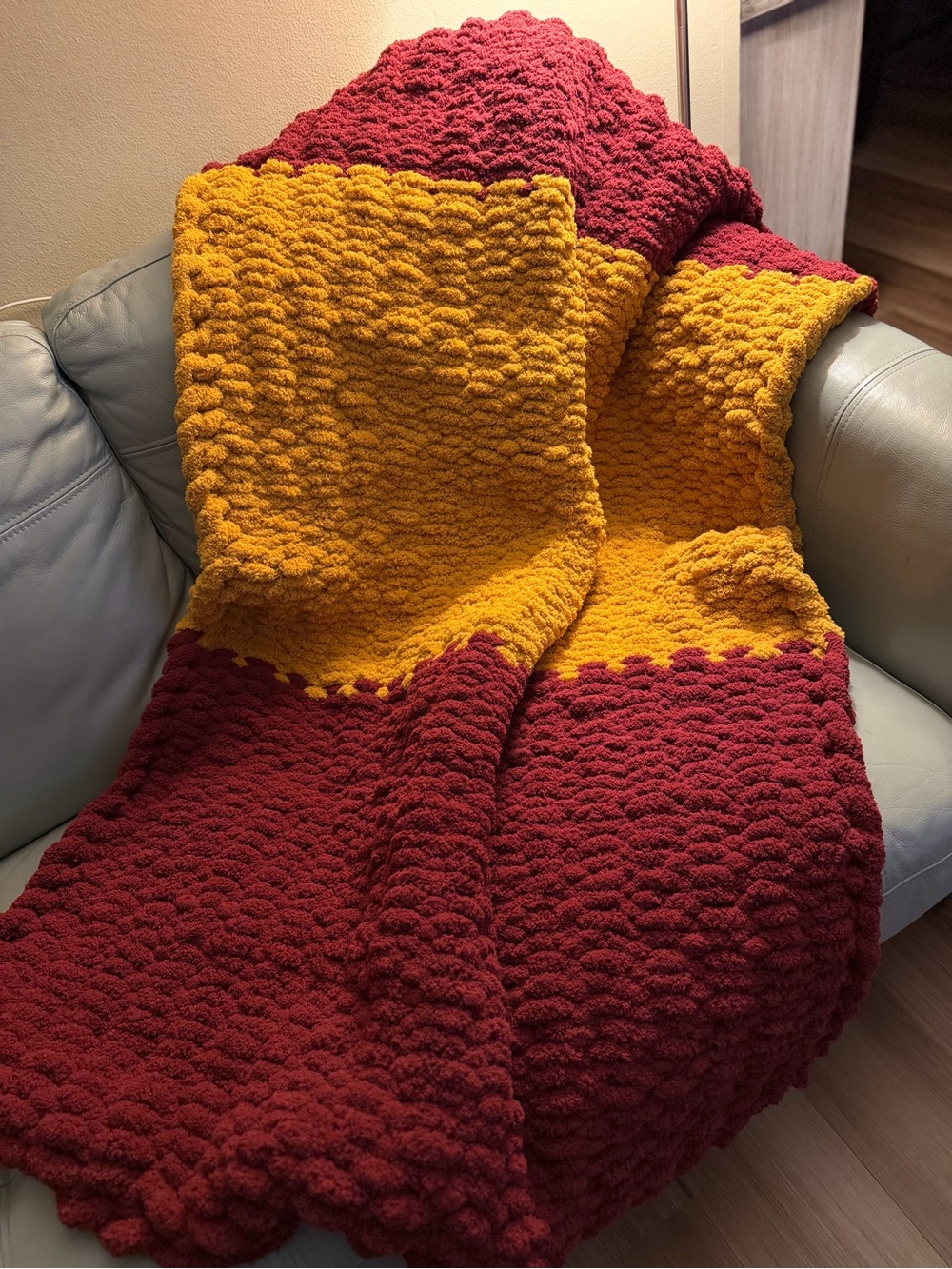 New!!  Hand made FSU COLORS Plush Chunky Knit Throw Blanket - Maroon and Mustard